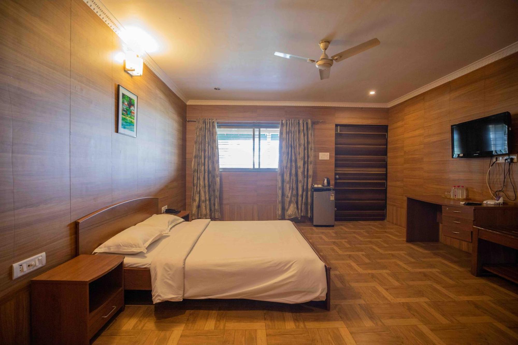 Gp Hotels And Resorts Nashik Eksteriør billede