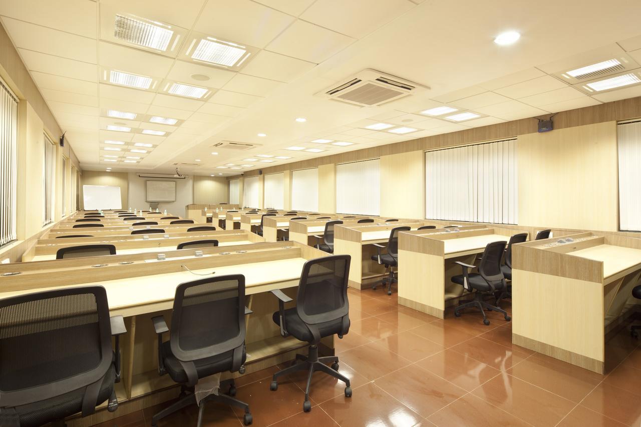 Gp Hotels And Resorts Nashik Eksteriør billede